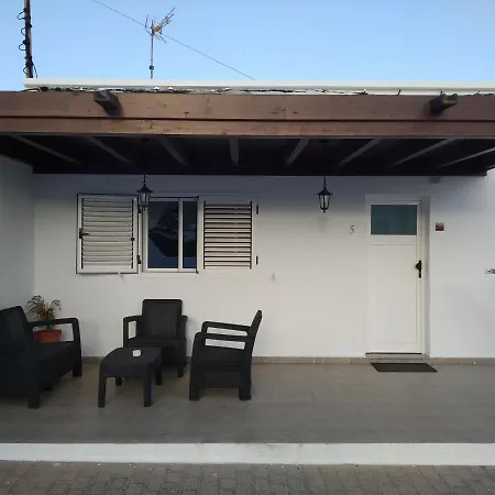 Apartment Can Blum *